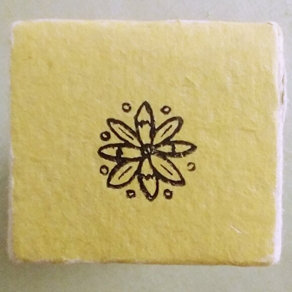 Soviet Russia Vintage Brooch Pin Lacquered Hand Painted Folk Art - Picture 9 of 13